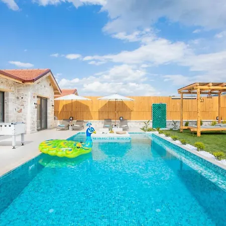 Villa Saribelen Village 2 Bedroom - 2360